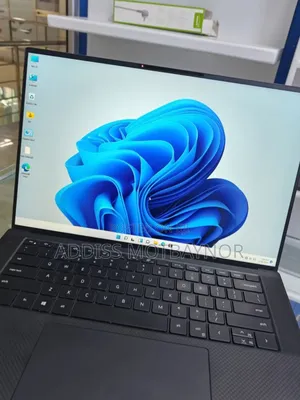 New Laptop Dell Inspiron 15 16GB Intel Core I7 SSD 512GB