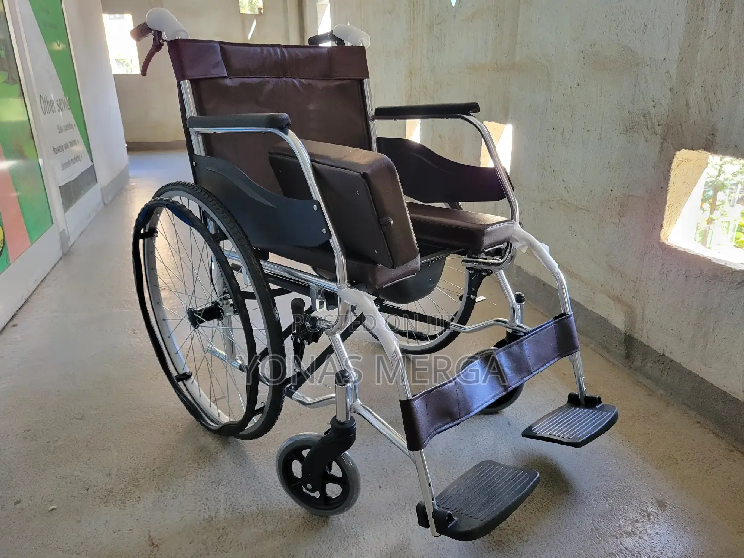 Wheelchair With Seat Commode新lift SIMPLY Move蜂removable Pan