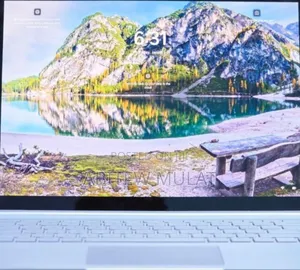 New Laptop Microsoft Surface Book 2 8GB Intel Core I5 SSD 256GB