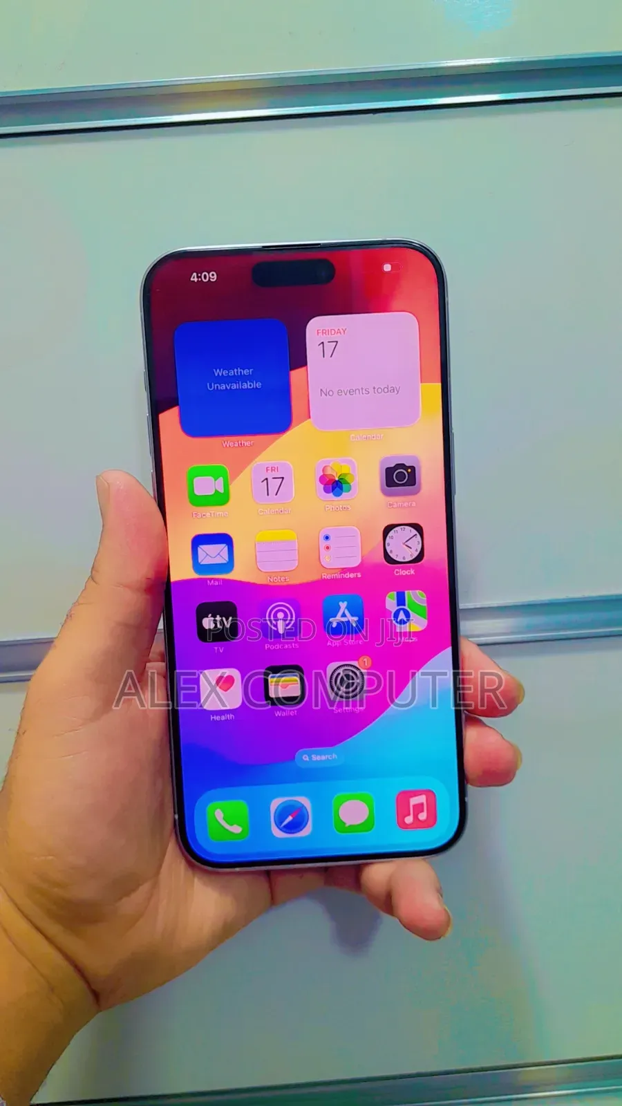 New Apple iPhone 15 Pro Max 256 GB Silver