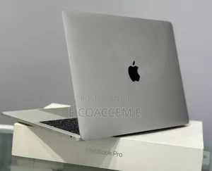 New Laptop Apple MacBook 8GB Intel Core I5 SSD 256GB