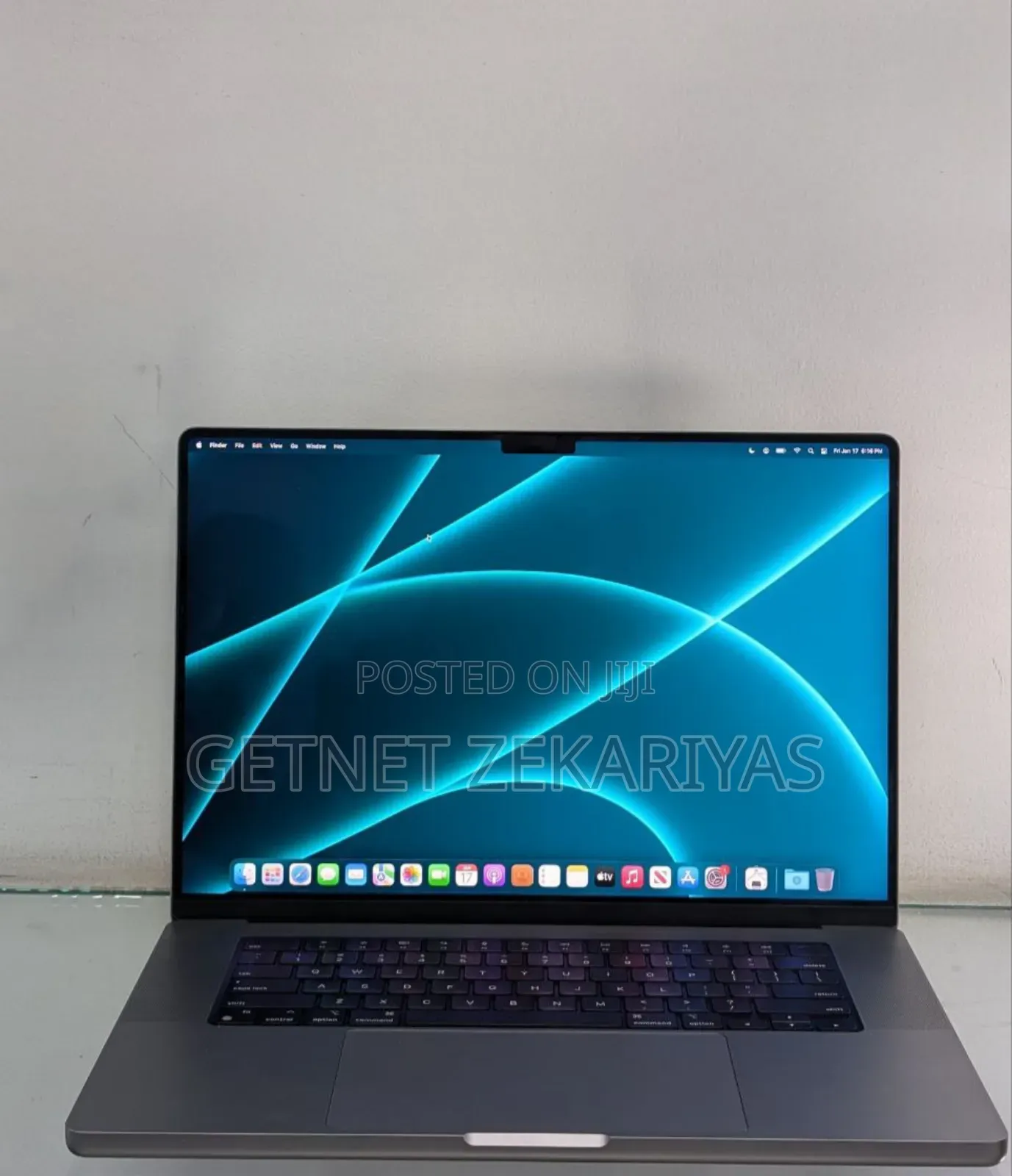 New Laptop Apple MacBook Pro 2021 M1 16GB Apple M1 Pro SSD 1T