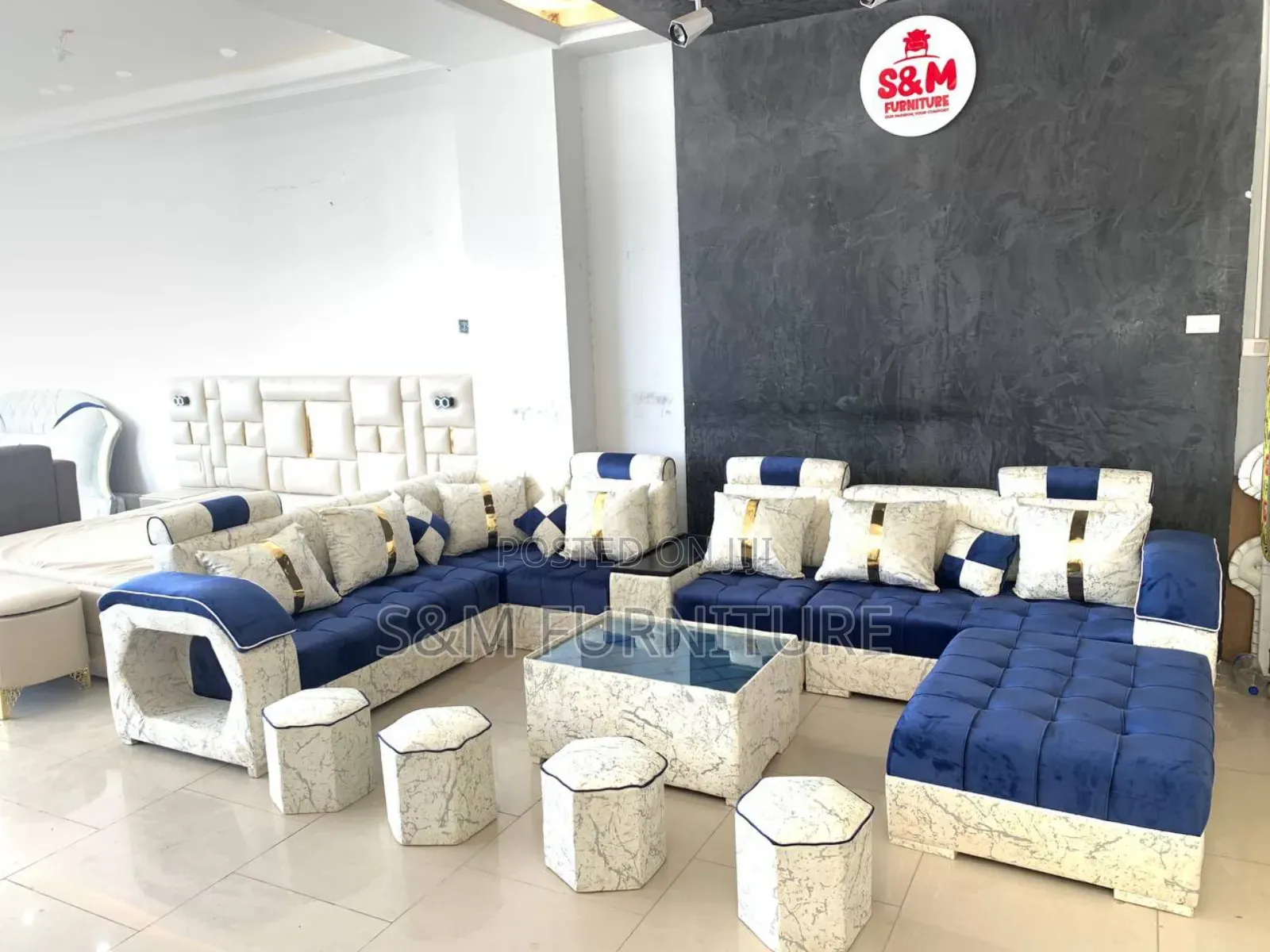 All -Round Sofa Set With Unbelievable Quality.