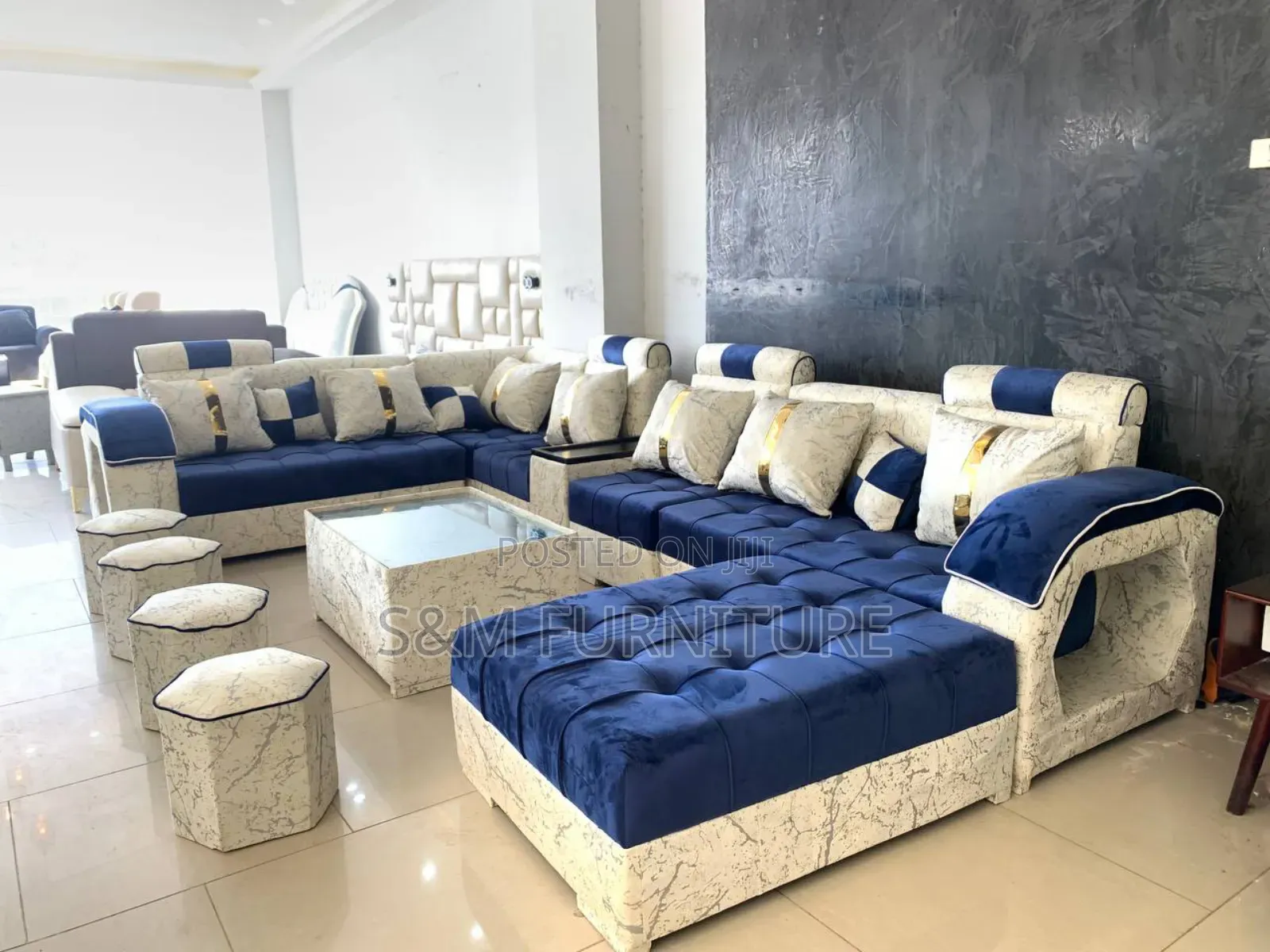 All -Round Sofa Set With Unbelievable Quality.