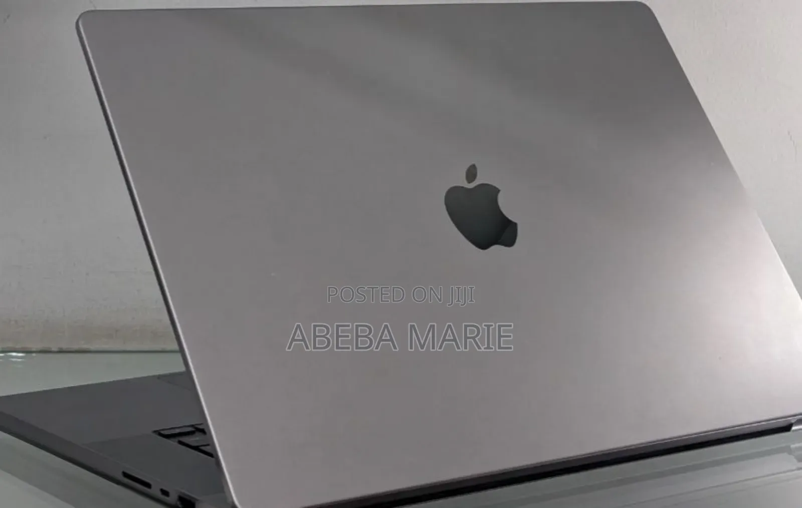 New Laptop Apple MacBook Pro M1 16GB Apple M1 Pro SSD 1T