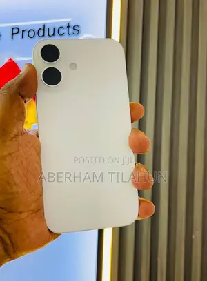 New Apple iPhone 16 128 GB White