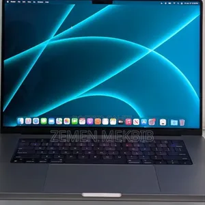 New Laptop Apple MacBook Pro M1 16GB Intel Core I9 SSD 1T