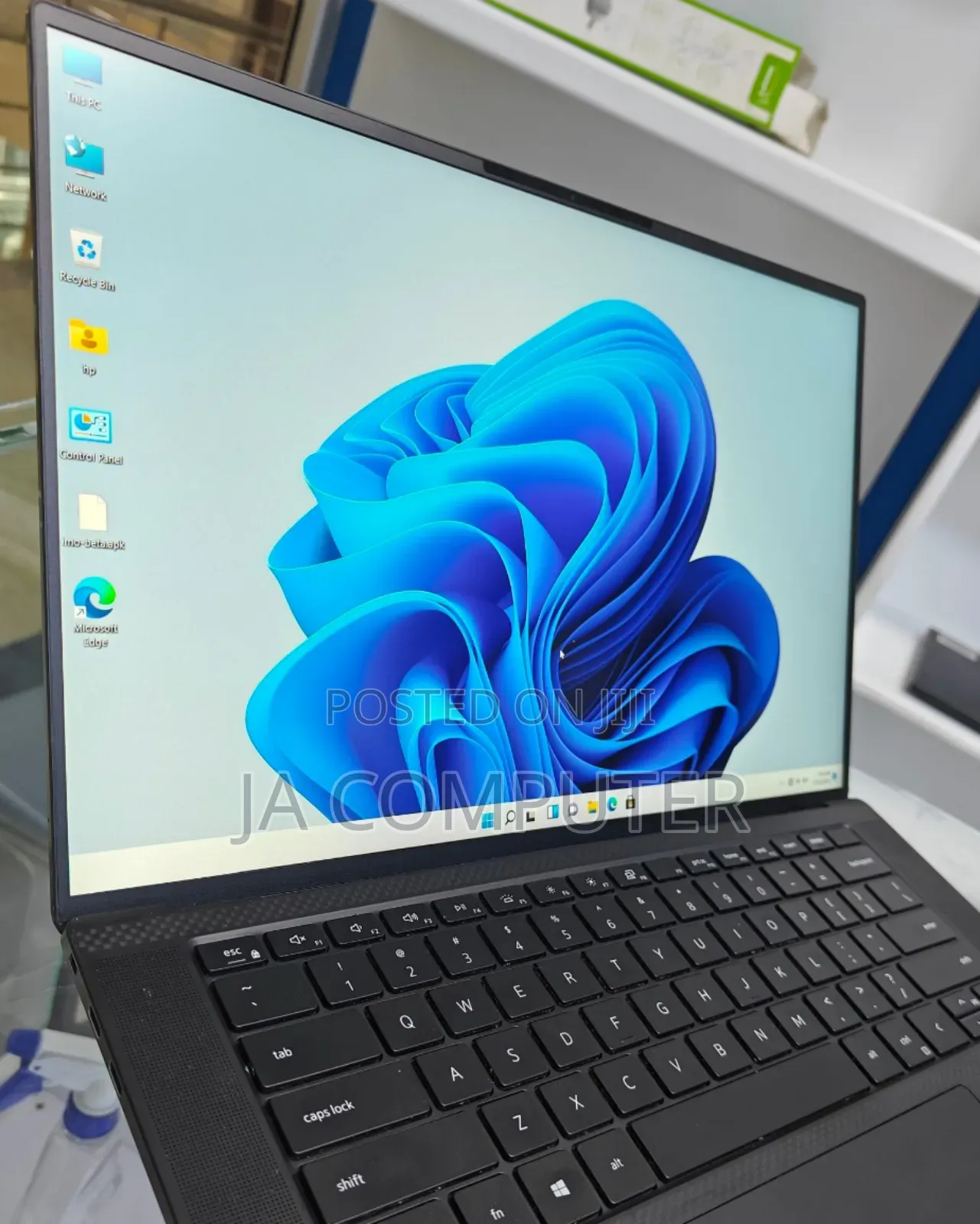 New Laptop Dell Precision 5550 20GB Intel Core I7 SSD 1T