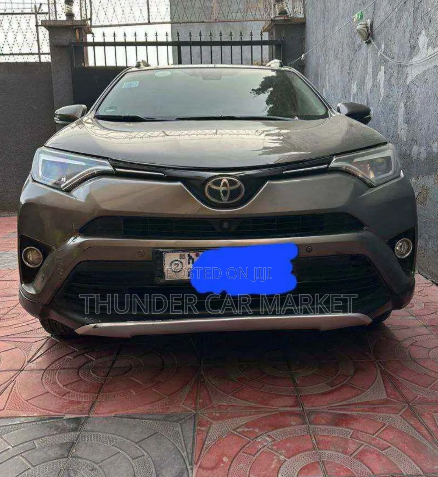 Toyota RAV4 2017 Gray