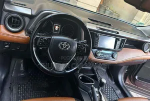 Toyota RAV4 2017 Gray