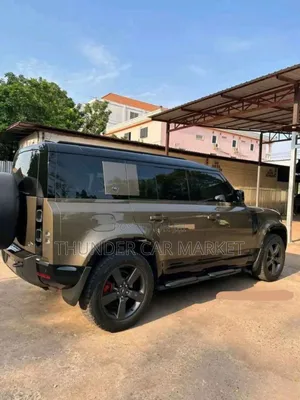 New Land Rover Defender 2024 Gray