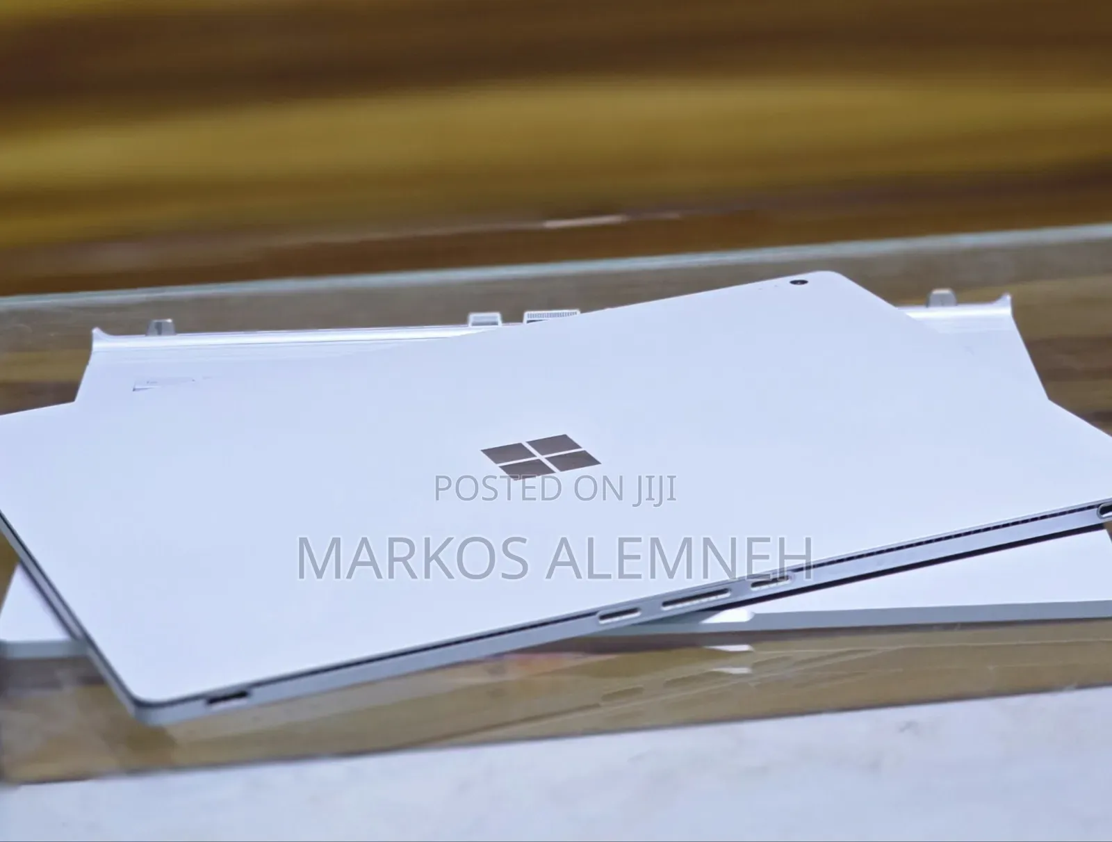 New Laptop Microsoft Surface Book 2 8GB Intel Core I5 SSD 256GB