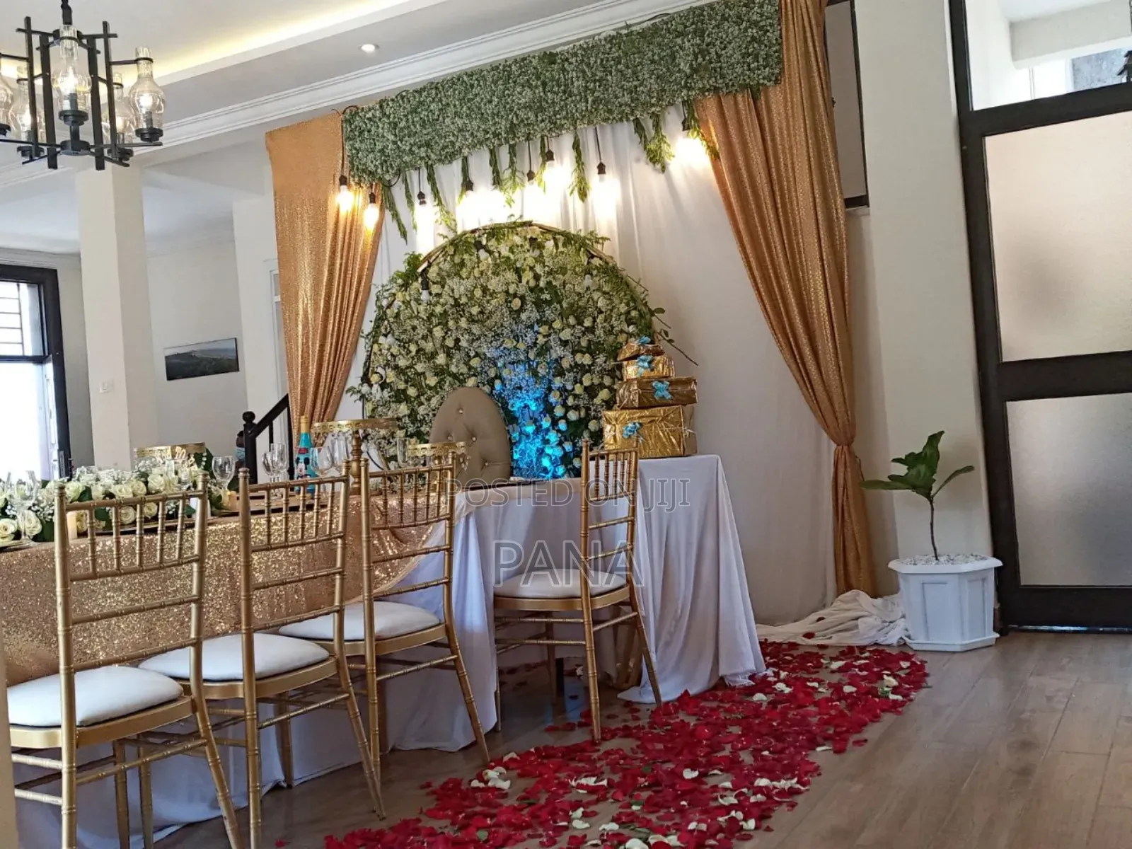 Pana Decor and Flower