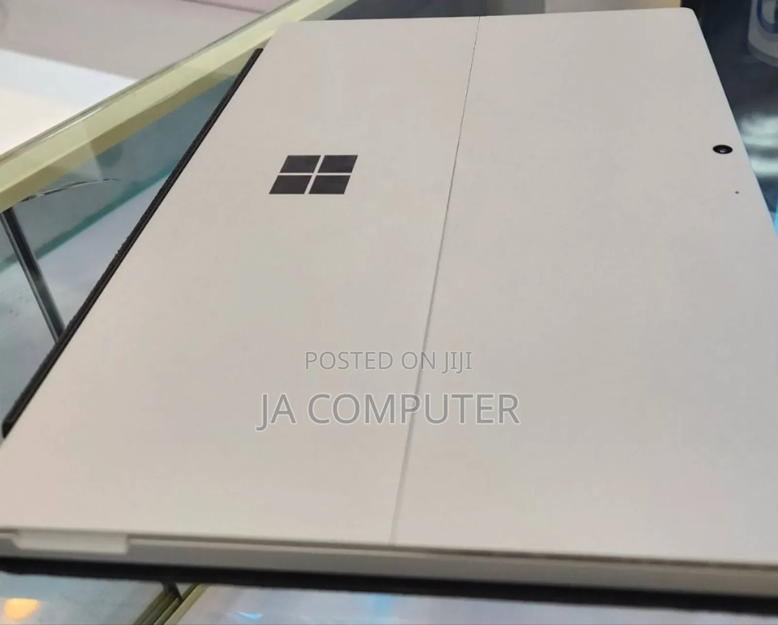 New Laptop Microsoft Surface Pro 7 8GB Intel Core I5 SSD 256GB