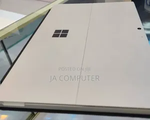 New Laptop Microsoft Surface Pro 7 8GB Intel Core I5 SSD 256GB