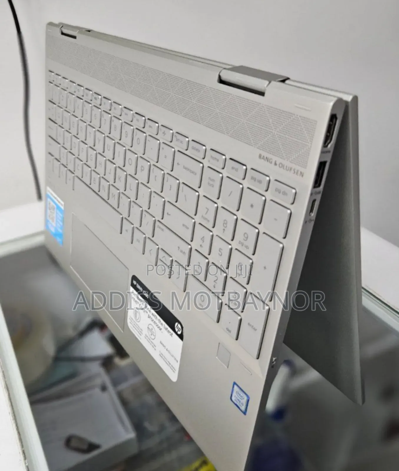 New Laptop HP Envy X360 8GB Intel Core I5 SSD 512GB