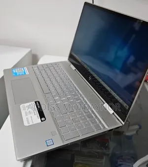 New Laptop HP Envy X360 8GB Intel Core I5 SSD 512GB