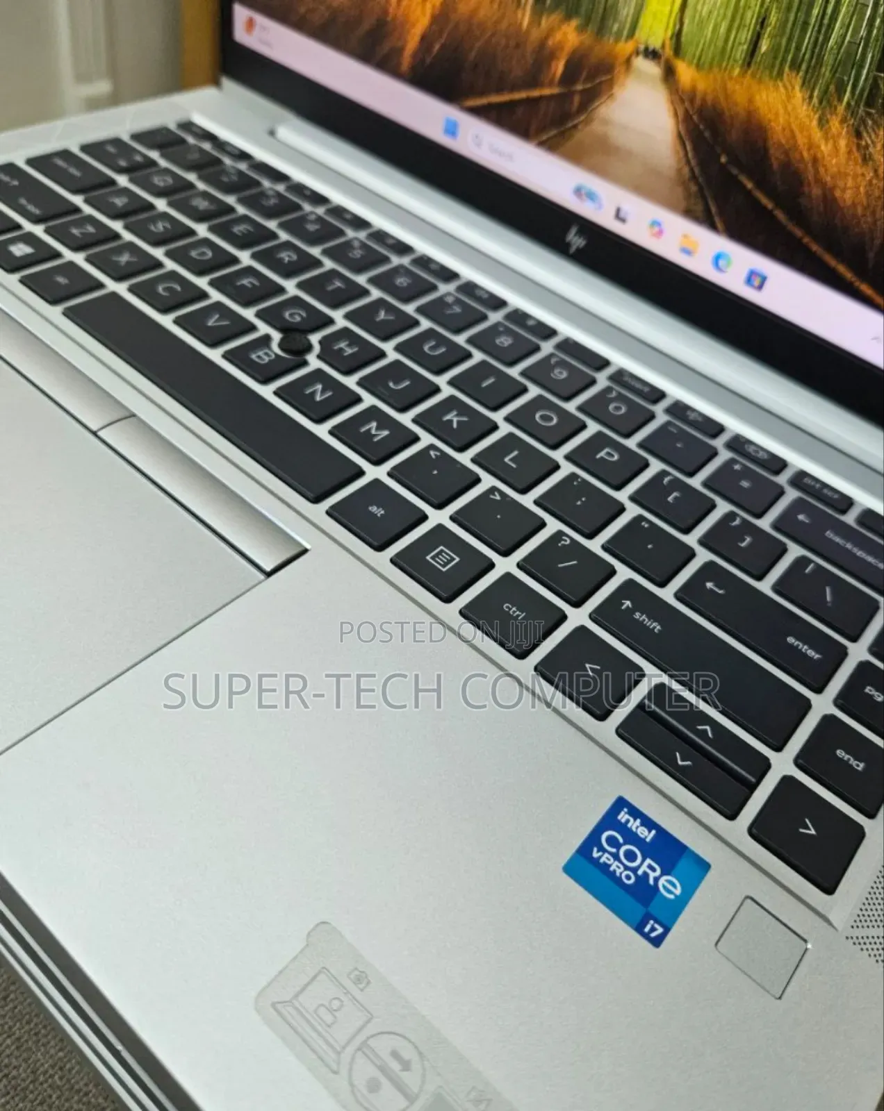 New Laptop HP EliteBook 840 G8 16GB Intel Core i7 SSD 512GB