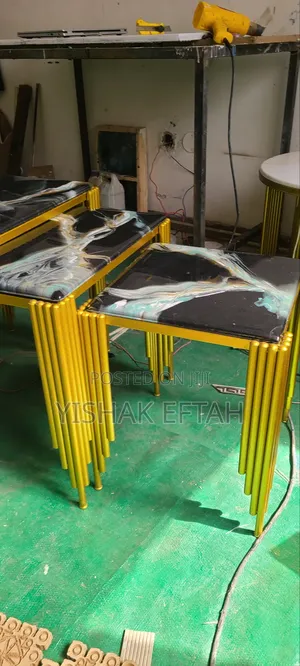 Photo - Epoxy Coffee Table