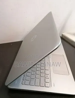New Laptop HP Envy 15 8GB Intel Core I7 SSD 1T