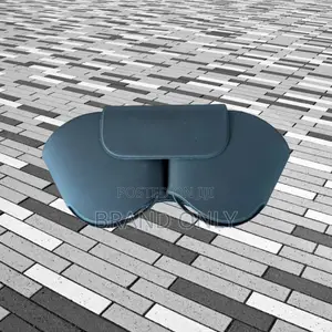 Apple Max Loud Exceptional Battery Life