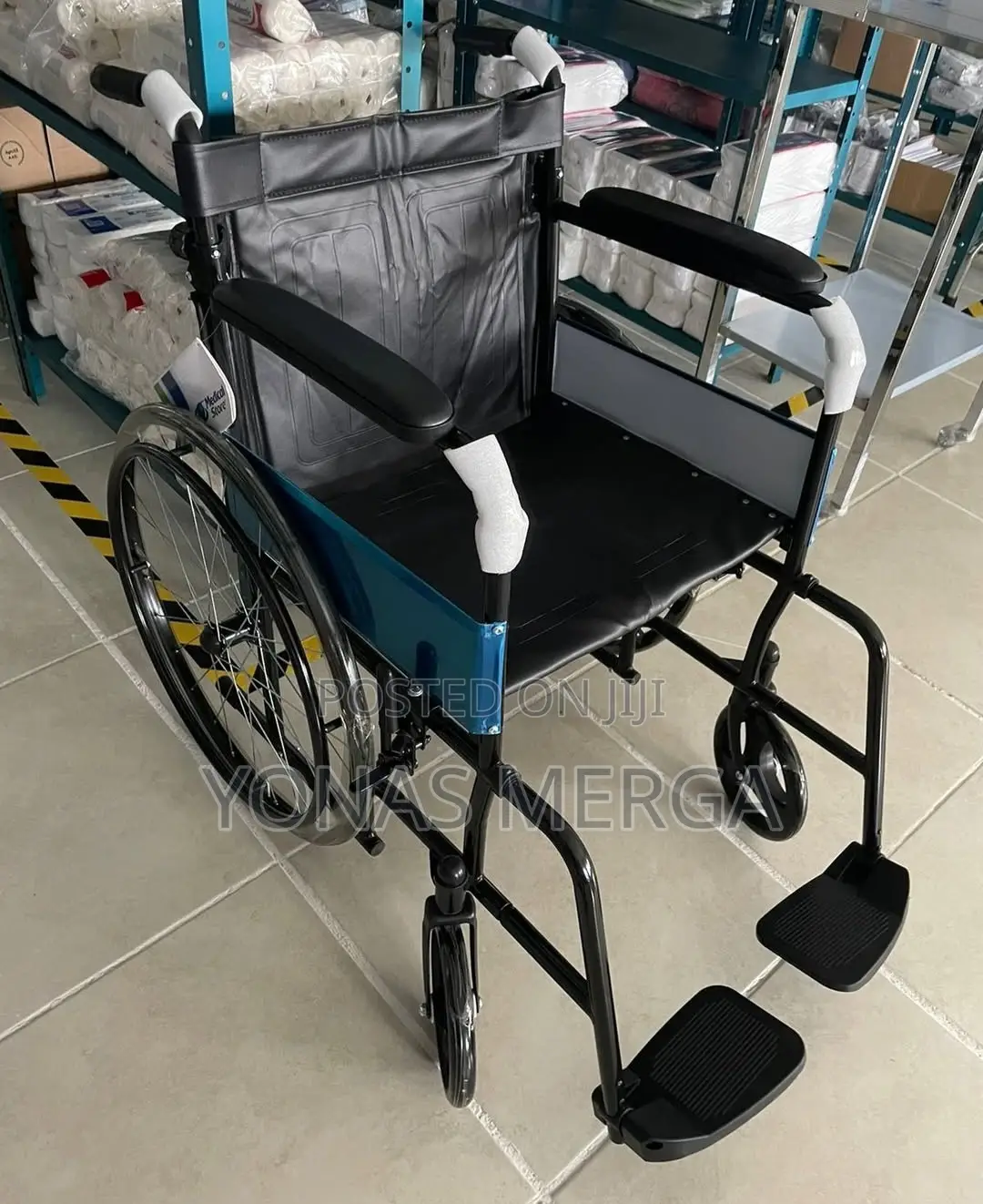 MOBICLINIC Wheelchair聽easy to Transport:As Fold Wheelchair