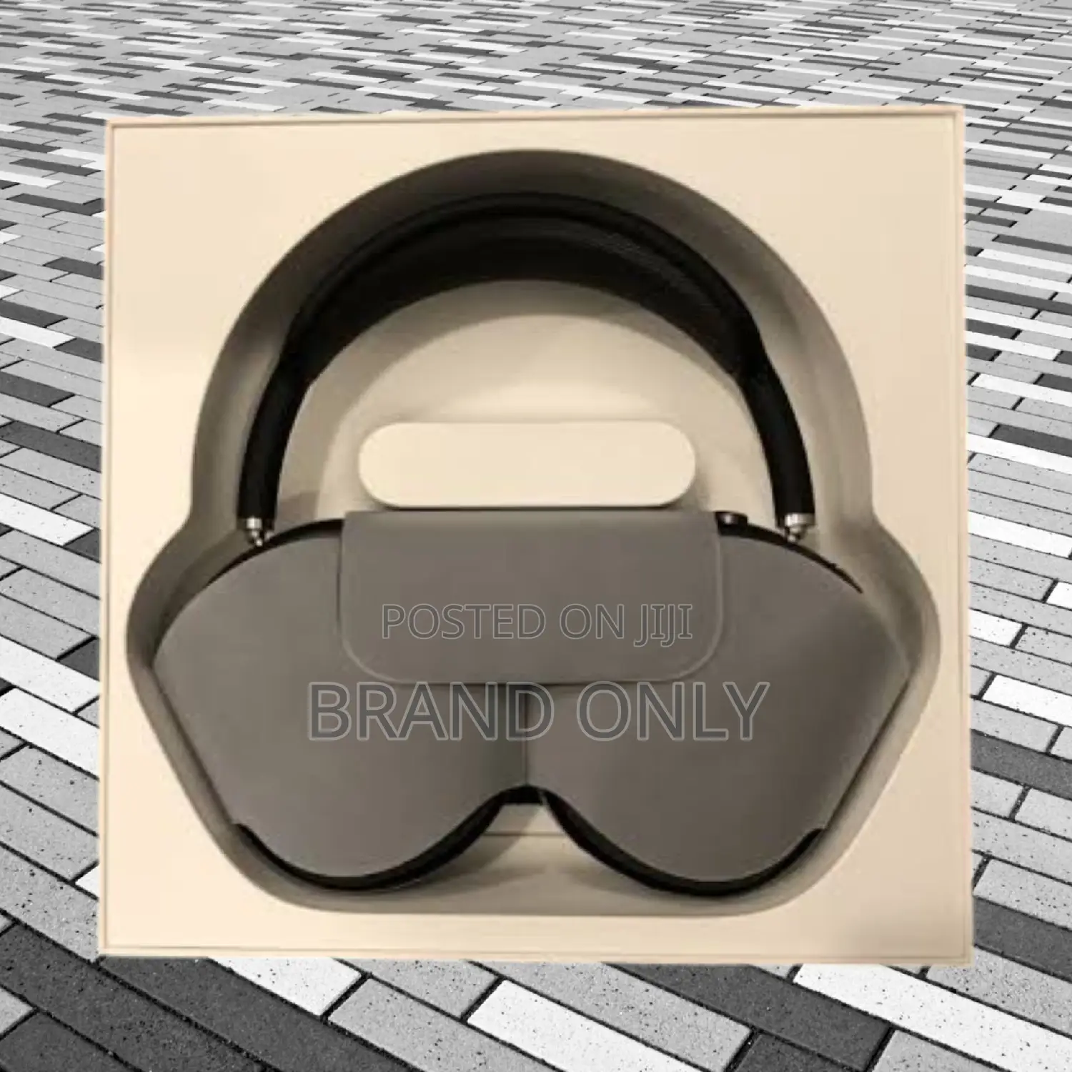 Apple Max Loud Detailed Mid-Range Sound