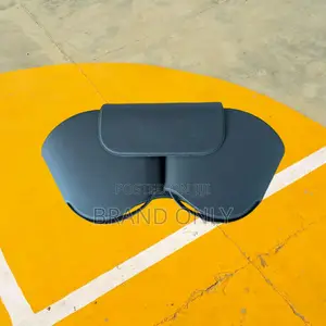 Apple Max Loud Reliable Bluetooth Connectivity Features