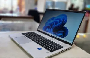 New Laptop HP ProBook 430 G8 8GB Intel Core I5 SSD 512GB