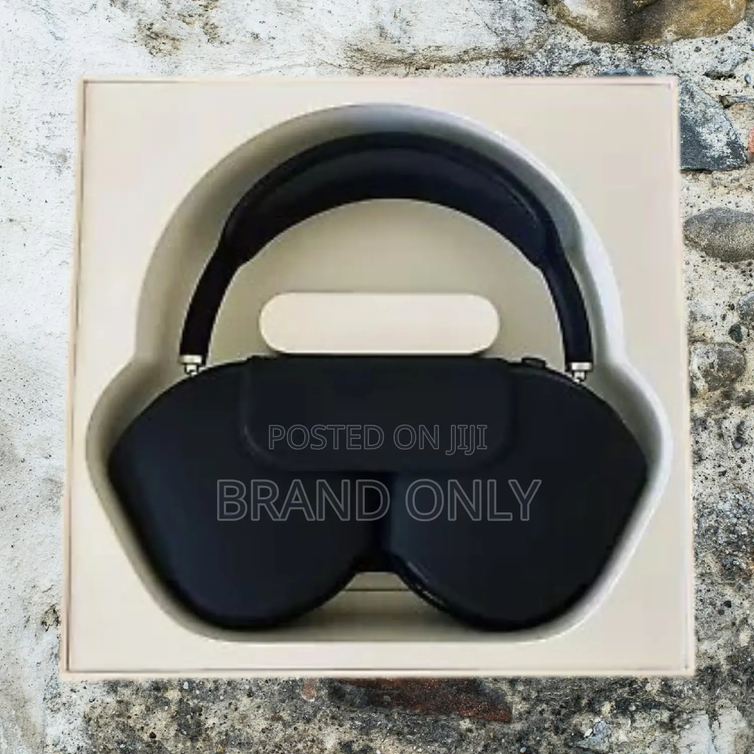 Apple Max Loud Intuitive Touch Controls Available