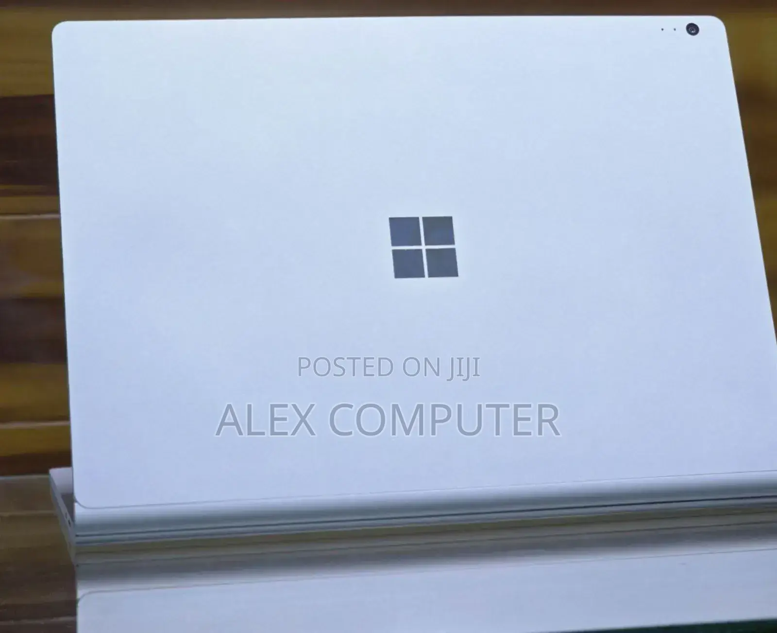 New Laptop Microsoft Surface Book 2 8GB Intel Core I5 SSD 256GB