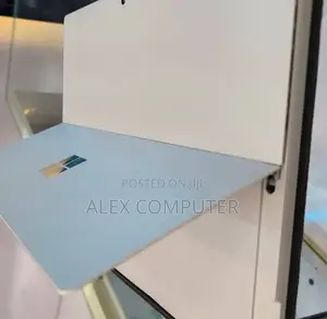 New Laptop Microsoft Surface Pro 7 8GB Intel Core I5 SSD 256GB