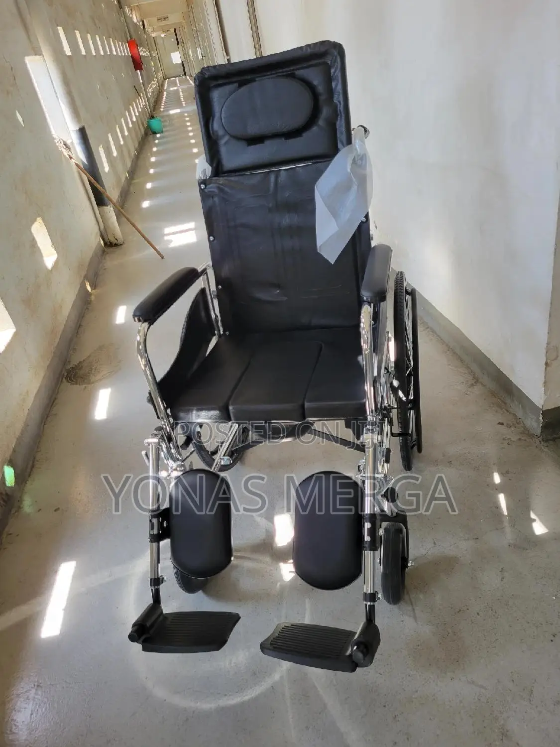 Popo Wheelchair餈睡folding Back
Non-Punk Tires鄰里wheelchair