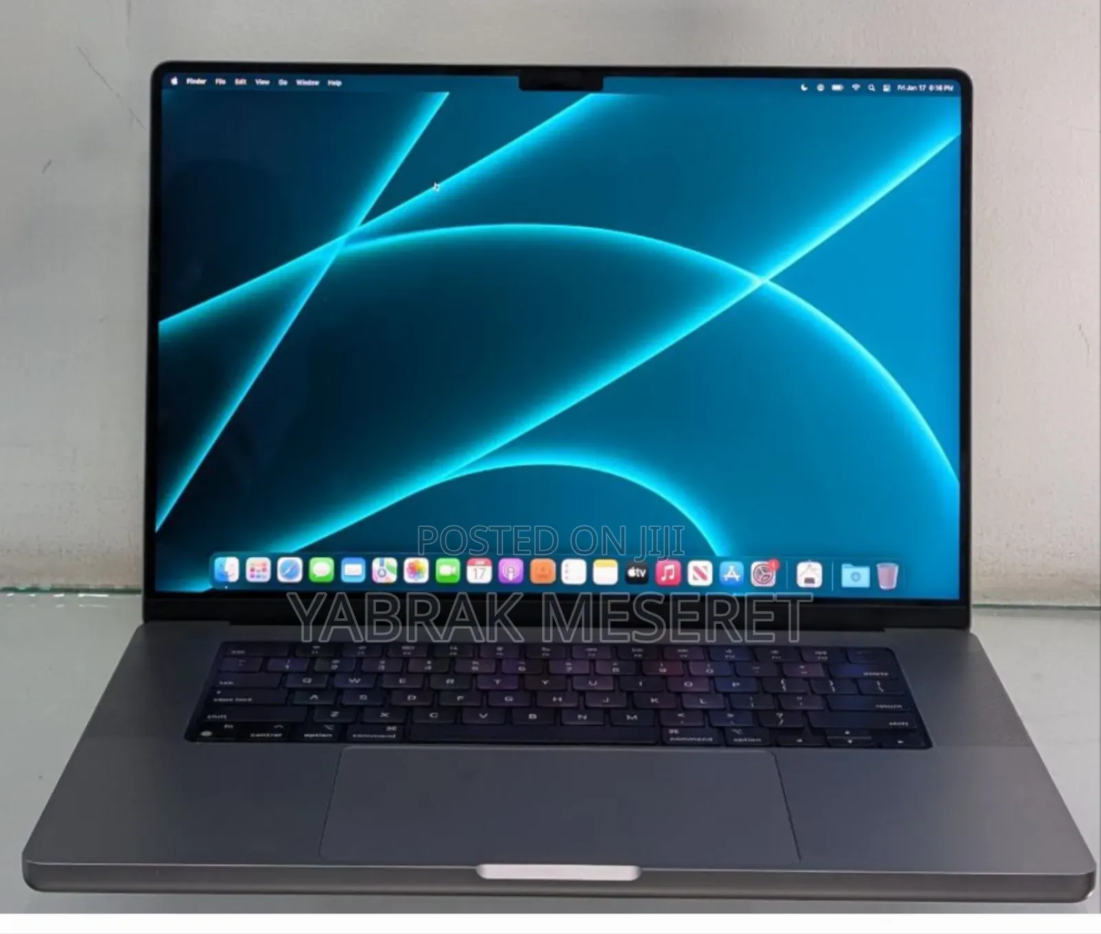 New Laptop Apple MacBook Pro M1 16GB Apple M1 Pro SSD 1T
