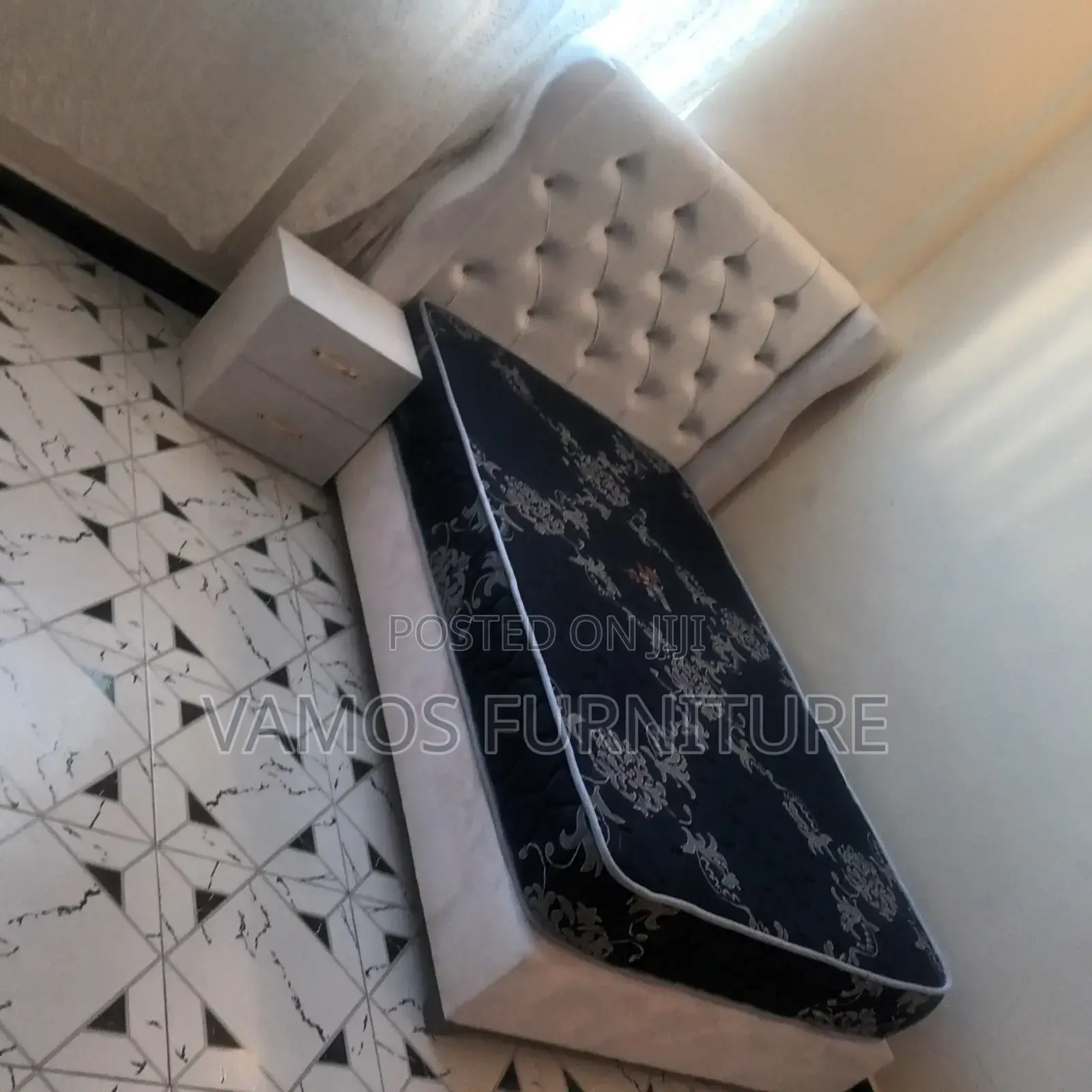 Bed አልጋ የጊዜው ፋሽን አልጋ በተመጣጣኝ ዋጋ