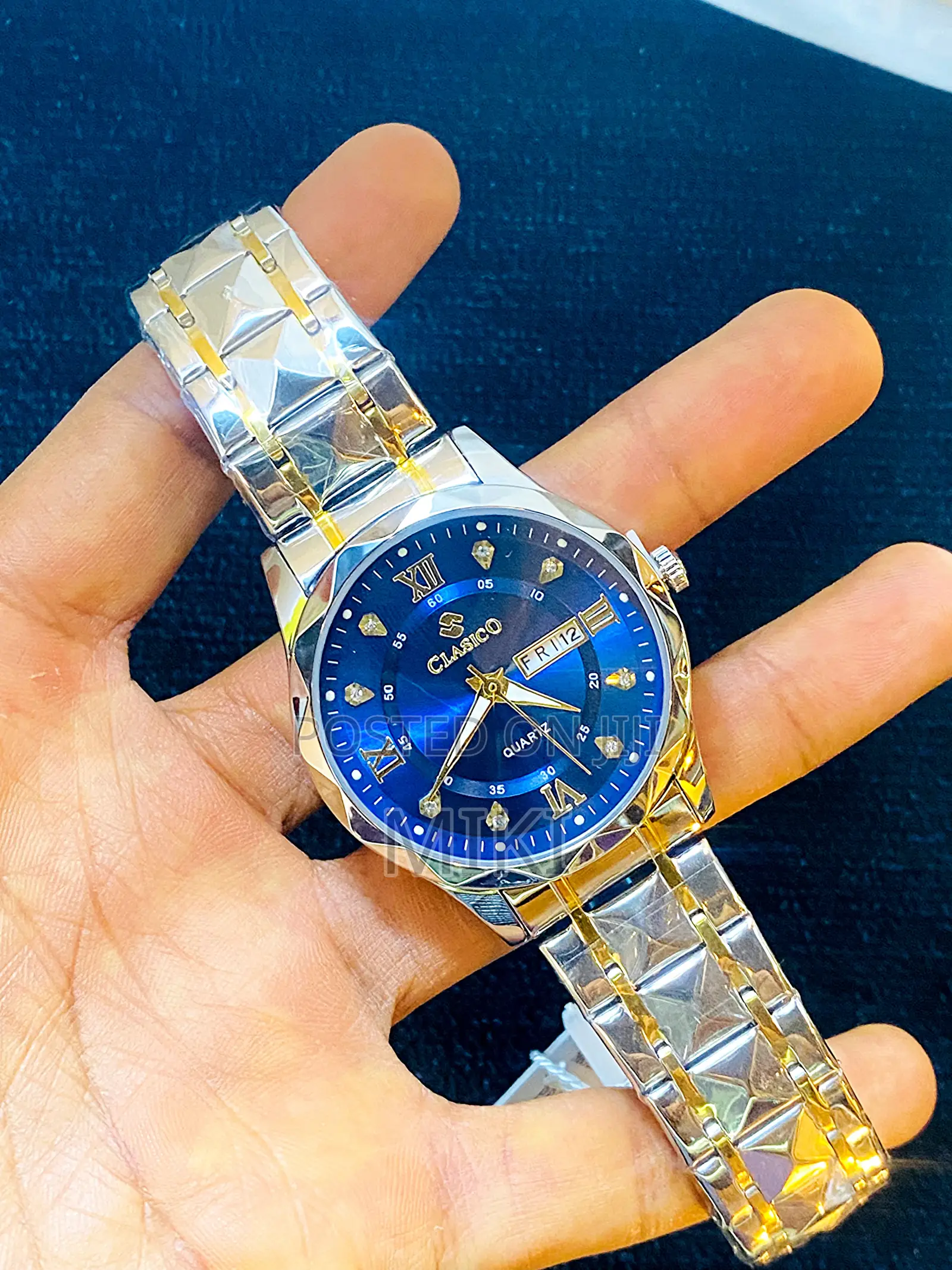 Classico Mens Luxury Hand Watch