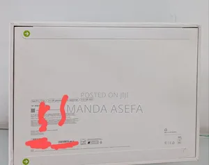 Photo - New Laptop Apple MacBook Pro 24GB Apple M4 SSD 512GB