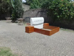 አልጋ በ MDF እና በ ታፒሴሪ የተሰራ 1.80