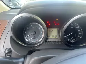 Toyota Land Cruiser Prado 2016 Silver