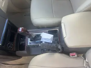 Toyota Land Cruiser Prado 2016 Silver