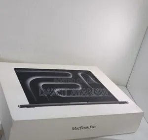 New Apple MacBook Pro 2024 M4 14-Inch 24GB Apple M4 Pro SSD 512GB