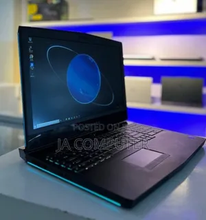 New Laptop Alienware M17x R2 16GB Intel Core I7 SSHD (Hybrid) 1.5T