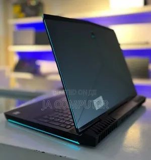 New Laptop Alienware M17x R2 16GB Intel Core I7 SSHD (Hybrid) 1.5T