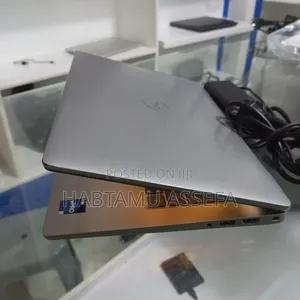 New Laptop Dell Latitude 5340 16GB Intel Core I7 SSD 256GB