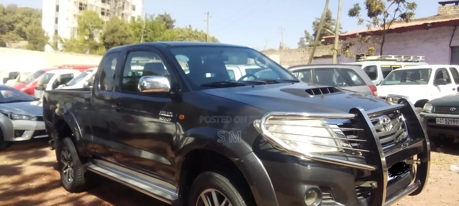 Toyota Hilux 2013 Gray