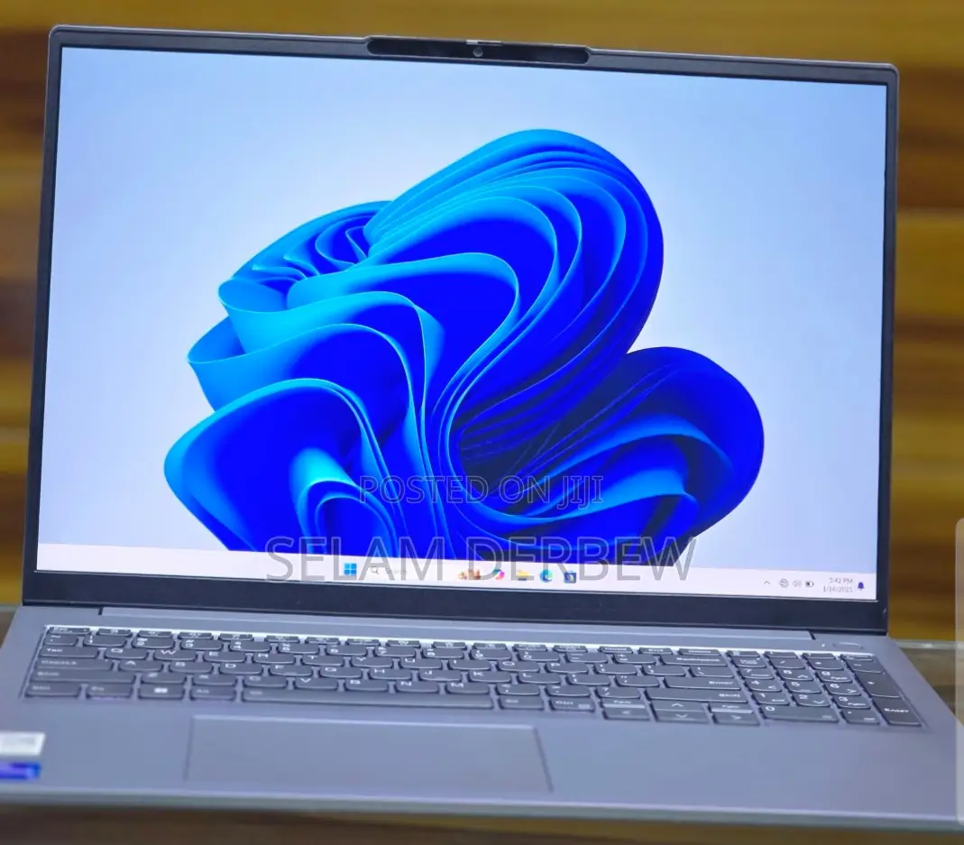 New Laptop Lenovo ThinkBook 13 32GB Intel Core I7 SSD 1T