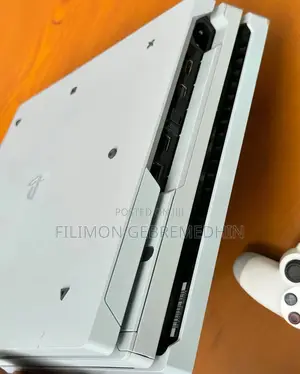 Playstation ፕሌይስቴሽን 4 PRO