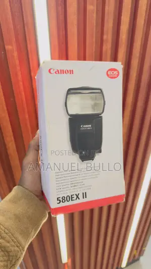 Photo - Canon 580EX II Speed Light Slightly Europe Used