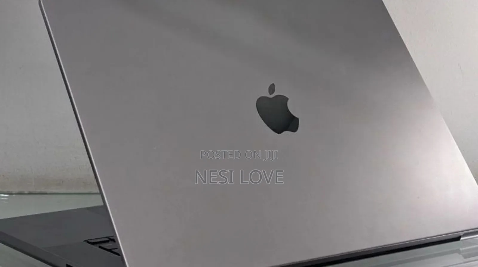 New Laptop Apple MacBook Pro M1 16GB Intel Core I7 SSD 1T