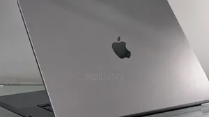 New Laptop Apple MacBook Pro M1 16GB Intel Core I7 SSD 1T